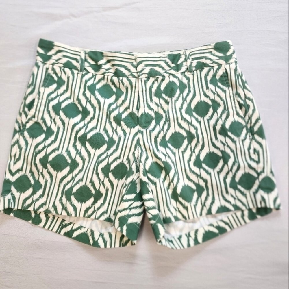 Banana Republic Women's Green Ornate Patterned Bermuda Style Pocket Shorts, sz 2